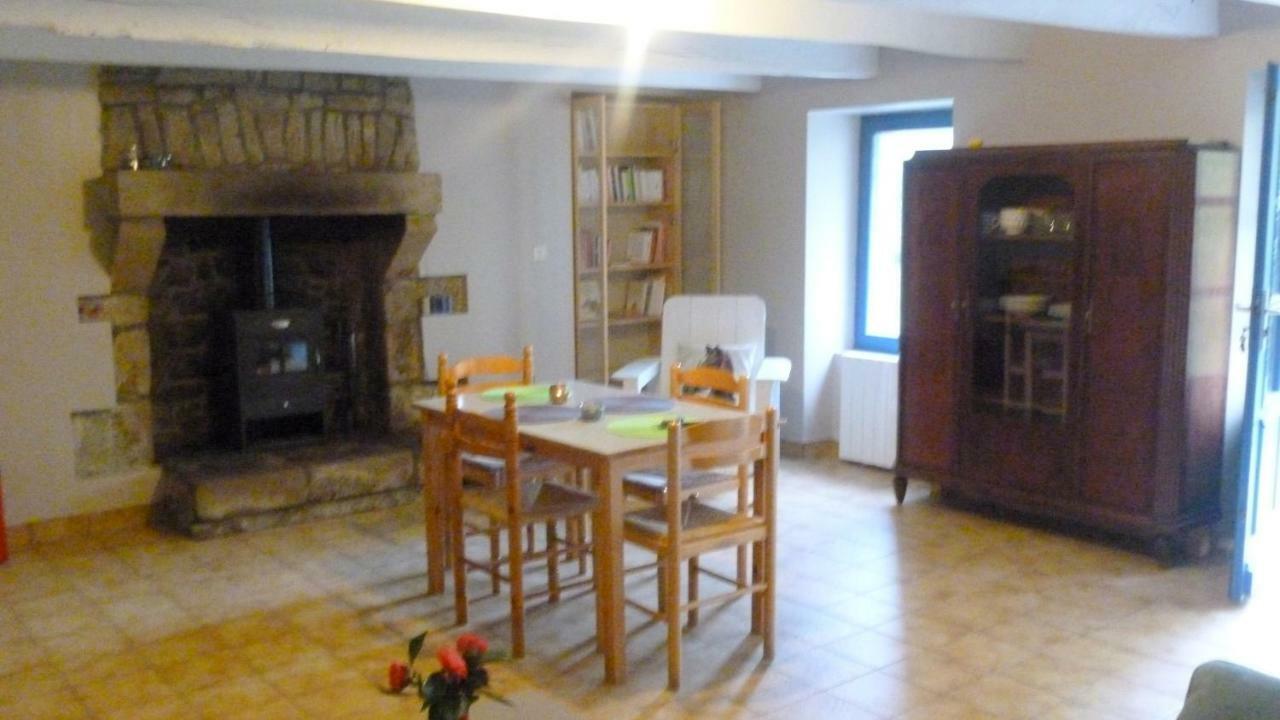 Maison A Locrio Guern Екстер'єр фото
